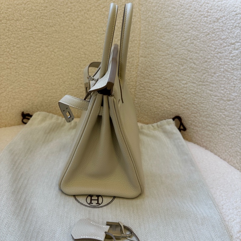 📍新到 Hermes Birkin25 togo皮 奶昔白銀扣 Z刻 專櫃奶昔白超難等!輕微使用痕跡,成色極新,-3