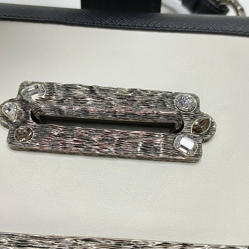 PRADA Cahier 白色牛皮鑲嵌斜挎包單肩包 銀色五金-9