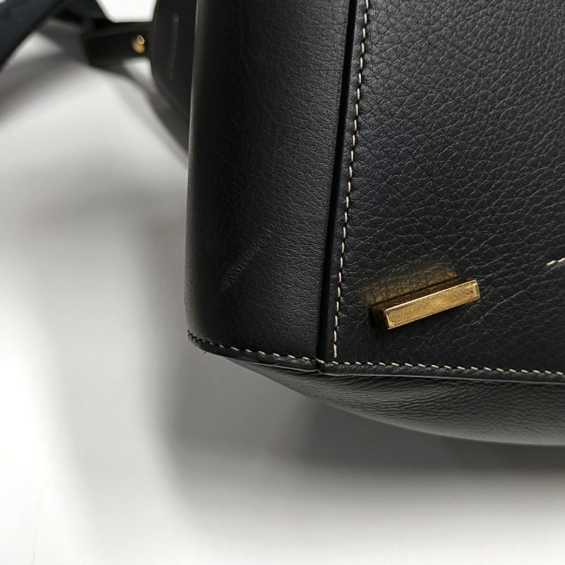 FERRAGAMO 托特包 大號 黑色牛皮 金色五金 可拆卸肩帶-12