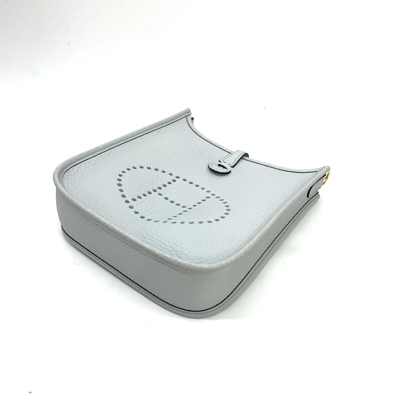 Hermes 聖杯藍TC皮金釦斜背Mini evelyne-6