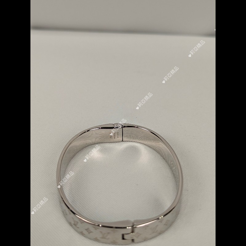 莉亞精品♡LV 銀滿印手環 尺碼M 近新閒置-3