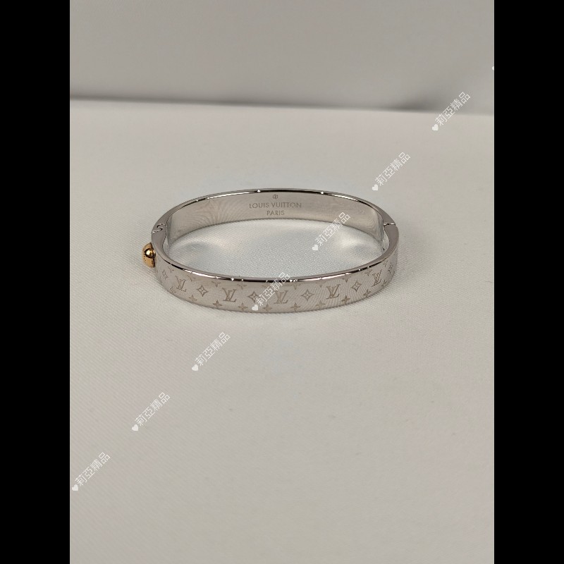 莉亞精品♡LV 銀滿印手環 尺碼M 近新閒置-5
