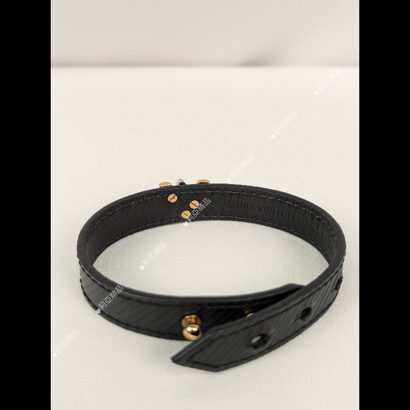 莉亞精品♡LV Twist皮手環-5