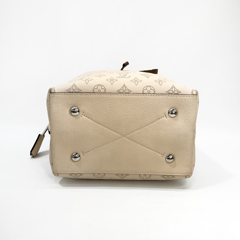 LV 米白牛皮洞洞銀釦Muria手提斜背水桶包 M55801-4