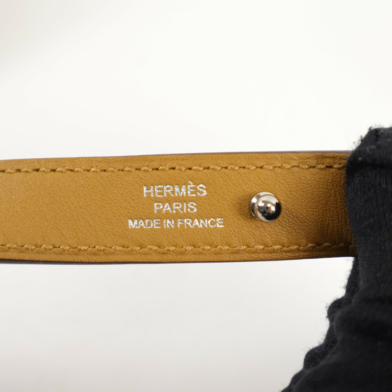 HERMES Swift皮革In the loop銀扣肩背袋Biscuit-14