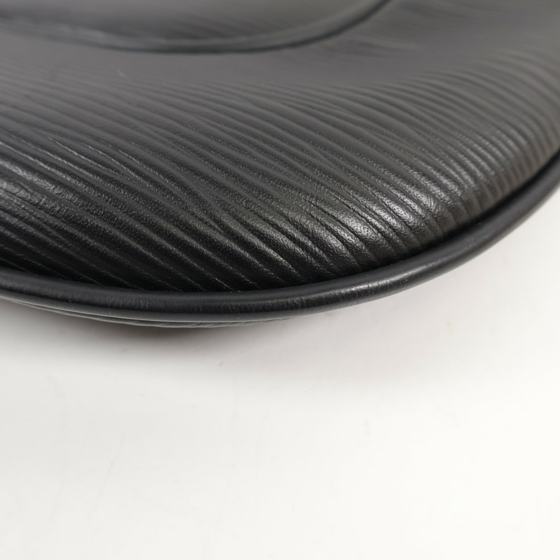 LOUIS VUITTON Epi Matsy金扣肩背袋-11