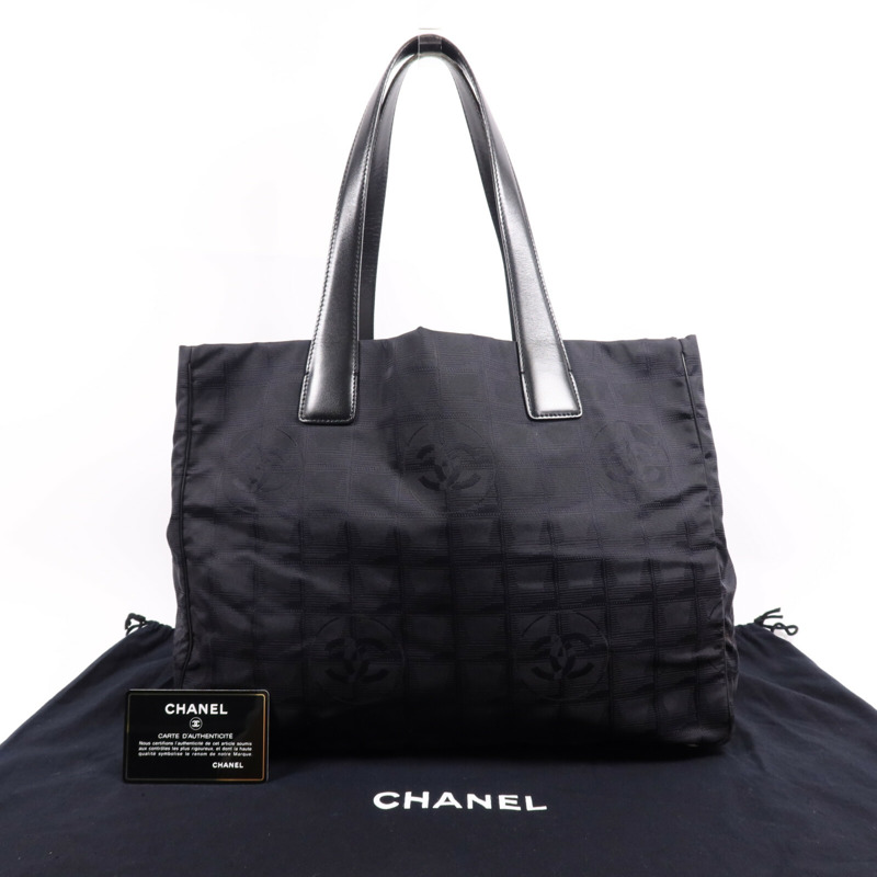 CHANEL 尼龍New Travel Line Tote金扣手挽袋-3