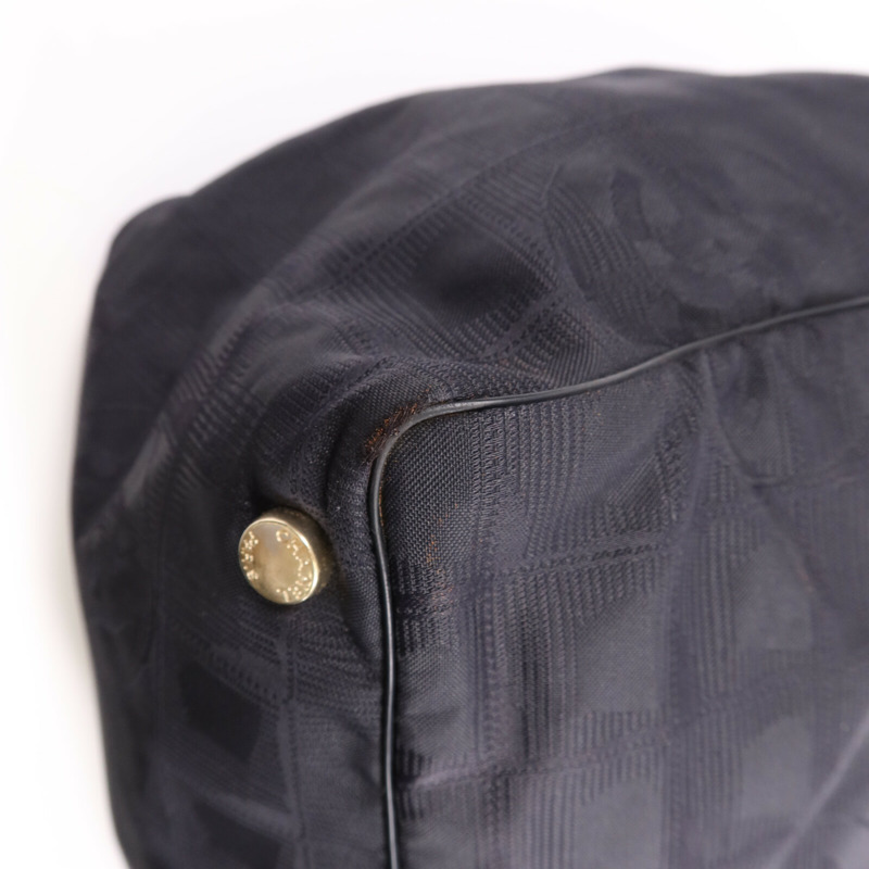 CHANEL 尼龍New Travel Line Tote金扣手挽袋-9