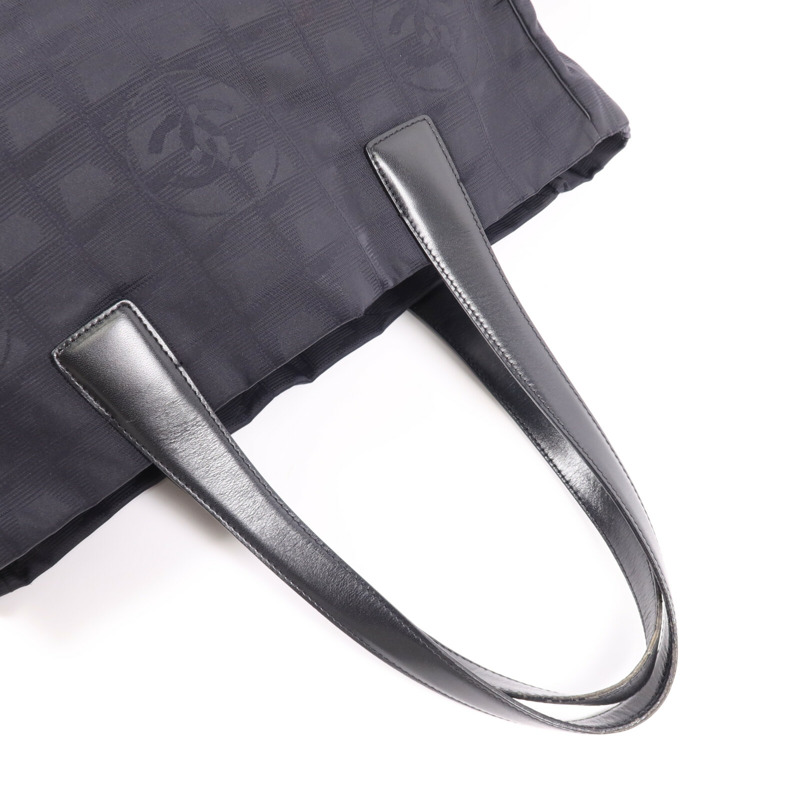 CHANEL 尼龍New Travel Line Tote金扣手挽袋-10