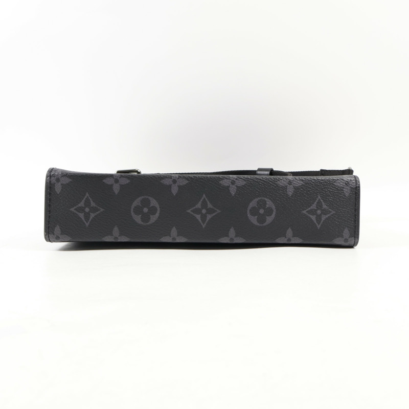 LOUIS VUITTON Monogram Eclipse Gaston銀扣肩背袋-3