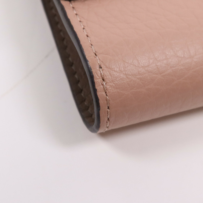 LOUIS VUITTON Taurillon皮革Capucines Compact銀扣錢包-9