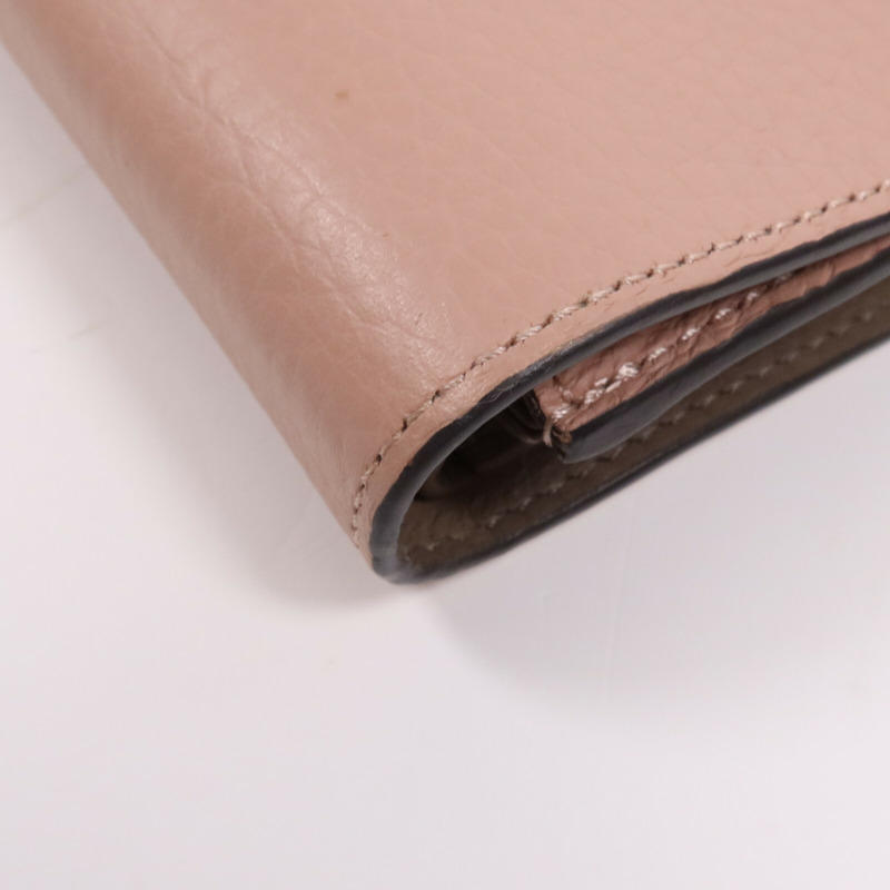 LOUIS VUITTON Taurillon皮革Capucines Compact銀扣錢包-11