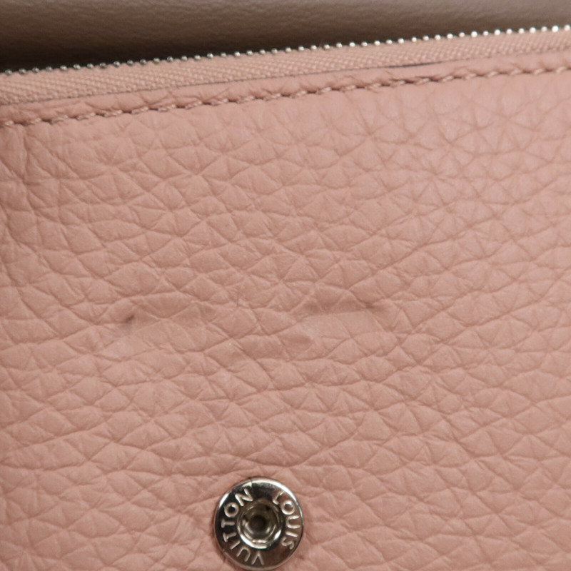 LOUIS VUITTON Taurillon皮革Capucines Compact銀扣錢包-13