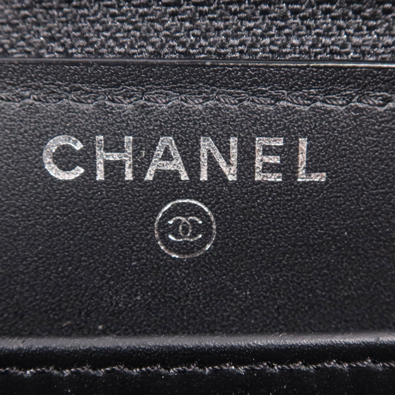 CHANEL 漆皮皮革Long Wallet銀扣長錢包-8