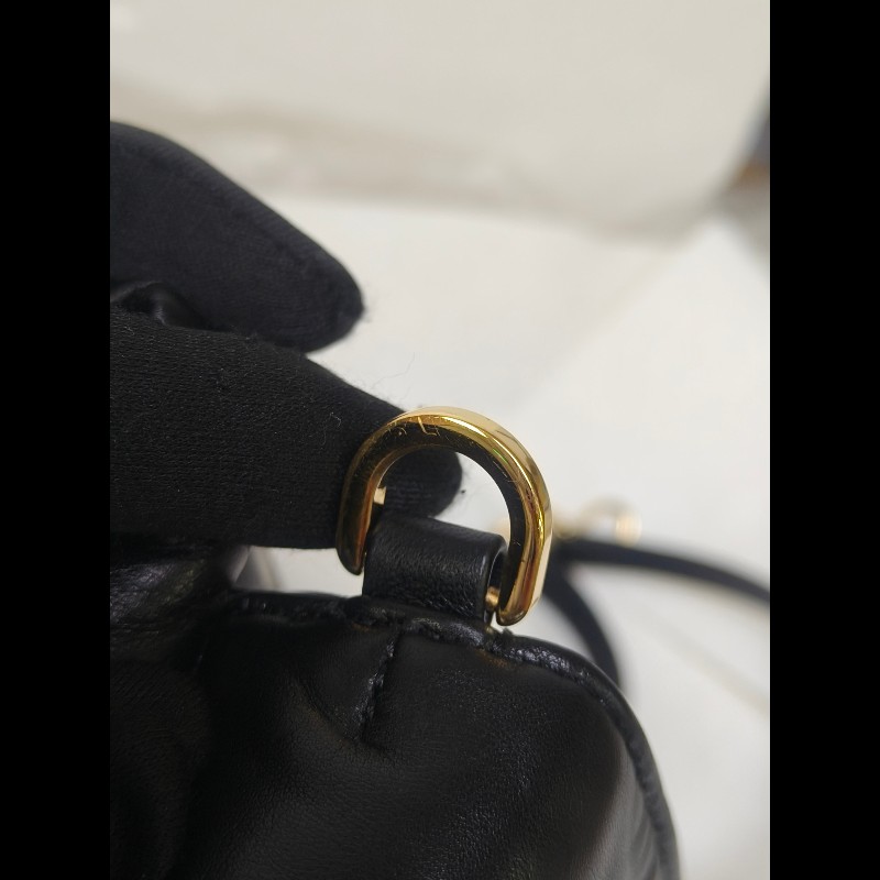 【8成新】㊣✨ LOEWE ✨羅威 黑色 小羊皮 黑金 療癒 枕頭包 雲朵包 手拿包 肩背包 斜背包 /二手包/二手精品🌳二手樹屋🌳-34