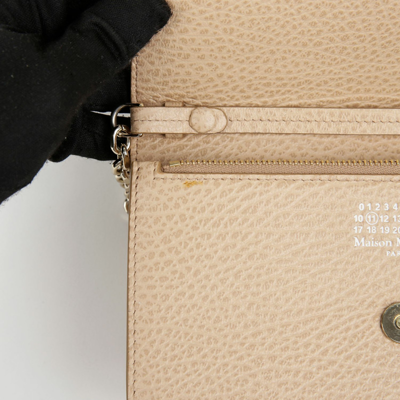 MAISON MARGIELA S56UI0147 縫線鏈條皮夾斜背包-6