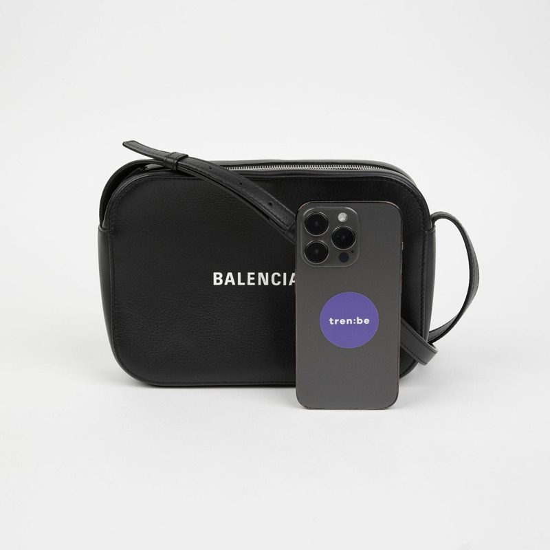 BALENCIAGA 日常小相機肩斜背包 552370-5