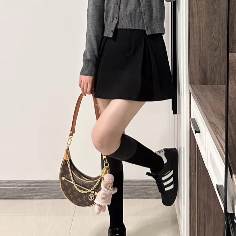 莉亞精品♡Lv M81098 老花 彎月 月亮包 二手-2