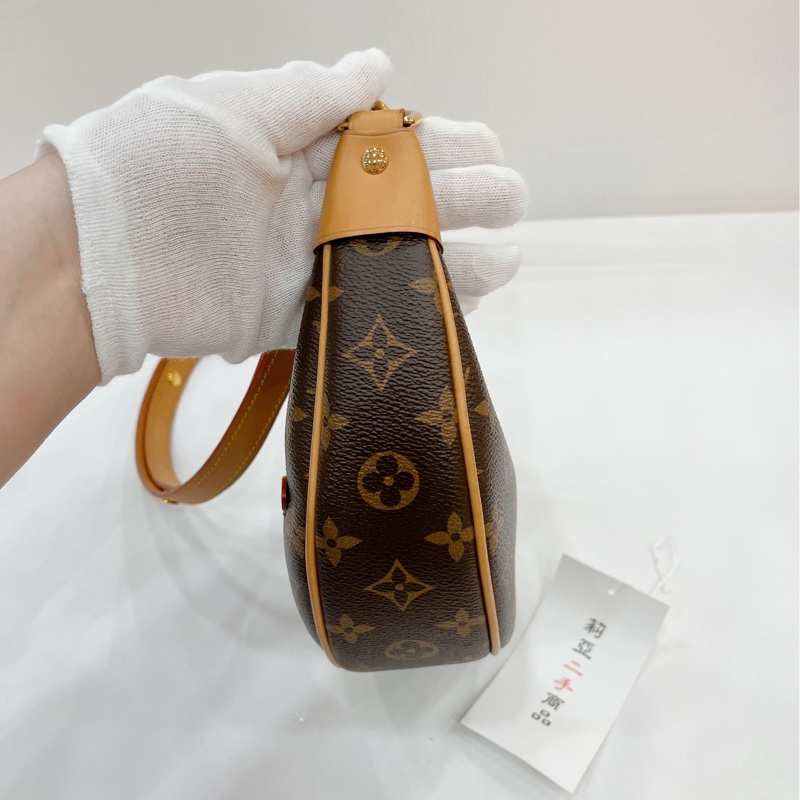莉亞精品♡Lv M81098 老花 彎月 月亮包 二手-8