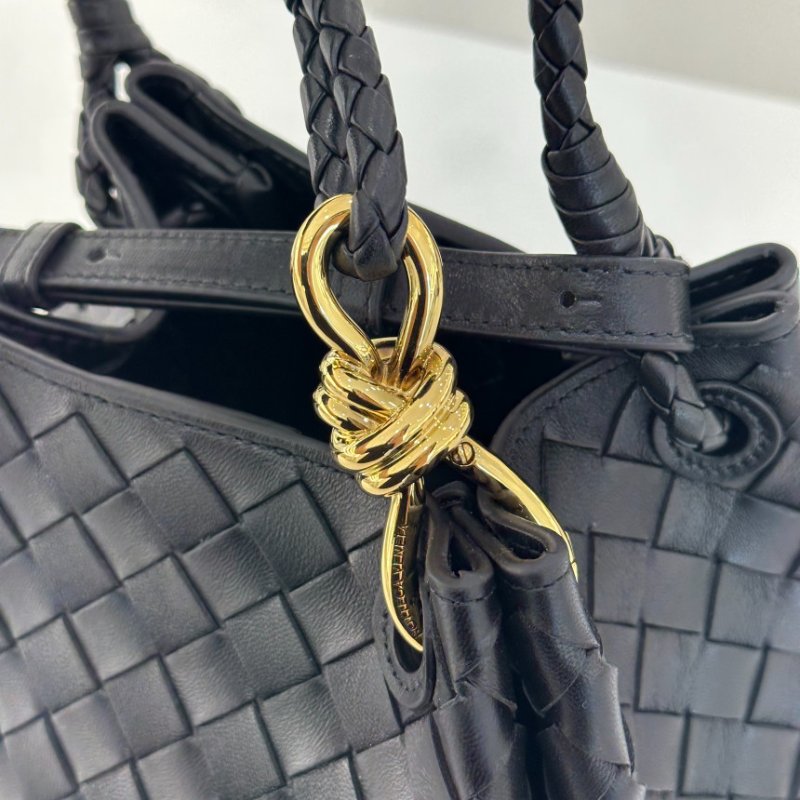 🎉新品好折扣✨Bottega Veneta 796569 Parachute 小款降落傘羊皮編織包 黑色-15