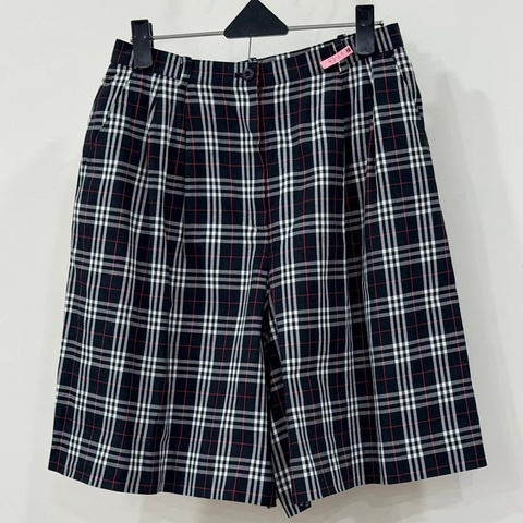 Burberry 格紋五分褲