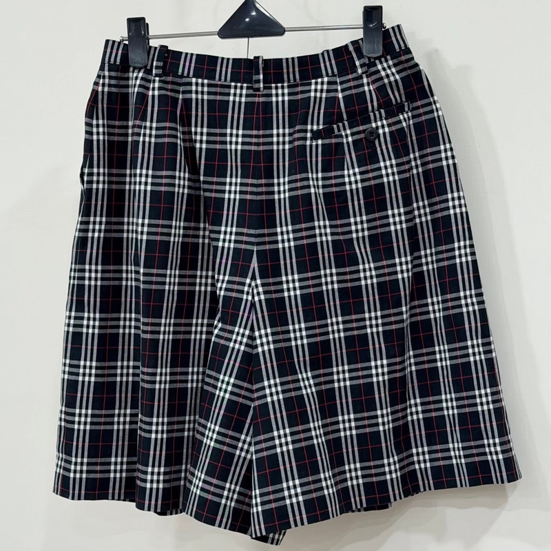 Burberry 格紋五分褲-1