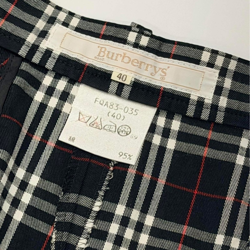 Burberry 格紋五分褲-8