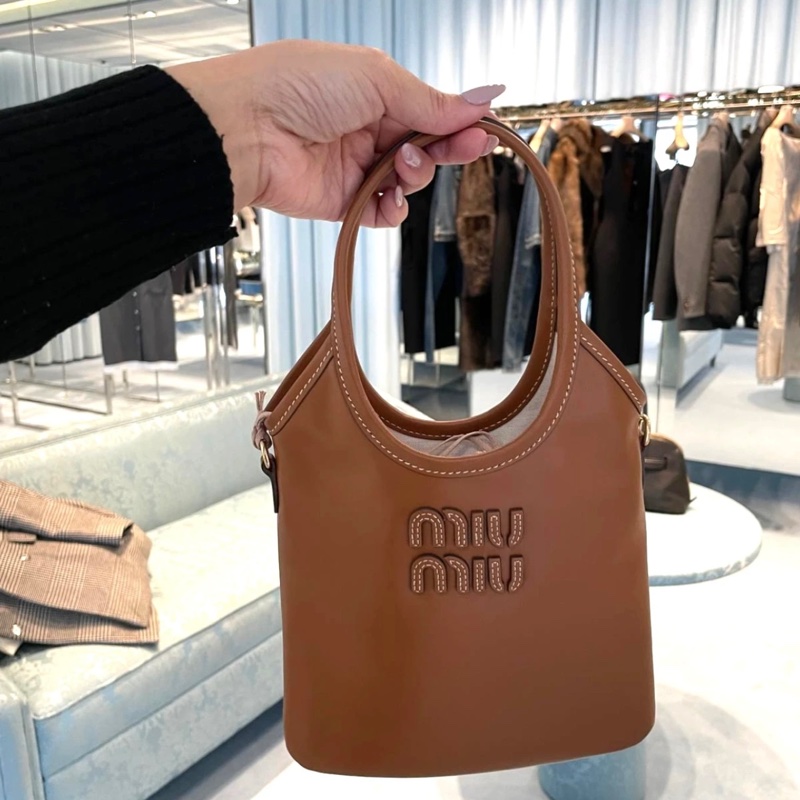 Miu Miu Ivy 迷你 手提袋 干邑色-0