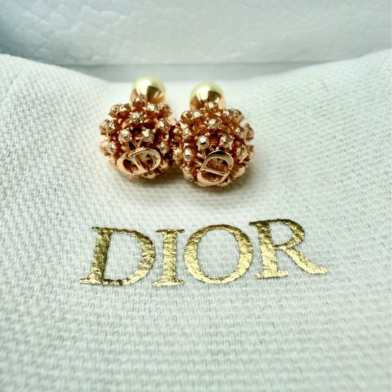 Dior 2025 Tribales rose gold 稀有玫瑰金 耳環-1