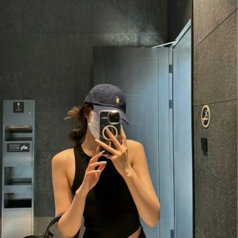 Miu Miu Ivy 皮革手提袋 小號-3