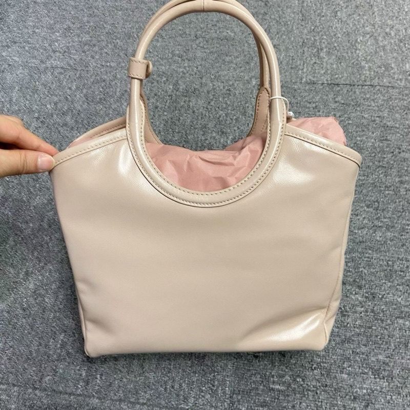 Miu Miu Ivy 皮革手提袋 小號-6