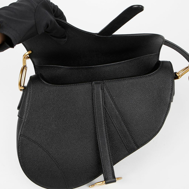 DIOR M0446CBAA 馬鞍形中型單肩包-7