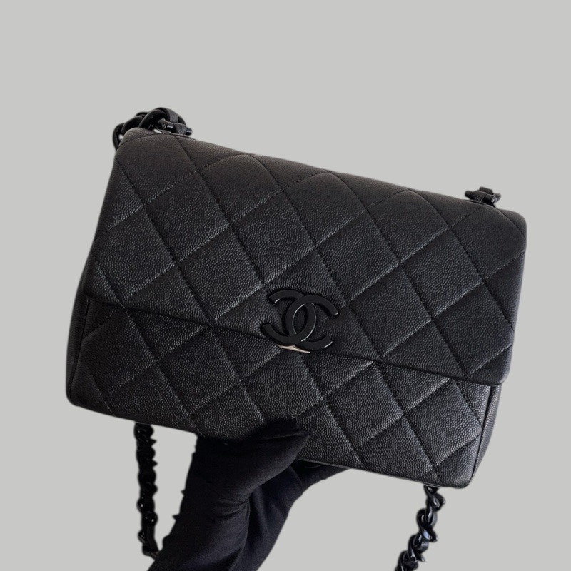 Chanel Caviar so black-1