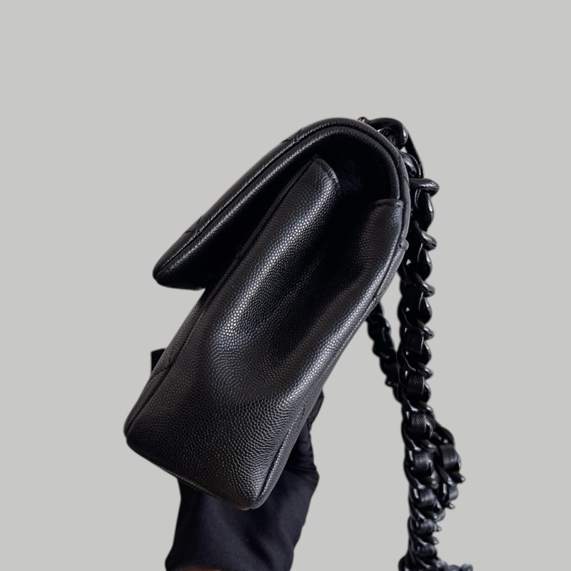 Chanel Caviar so black-6