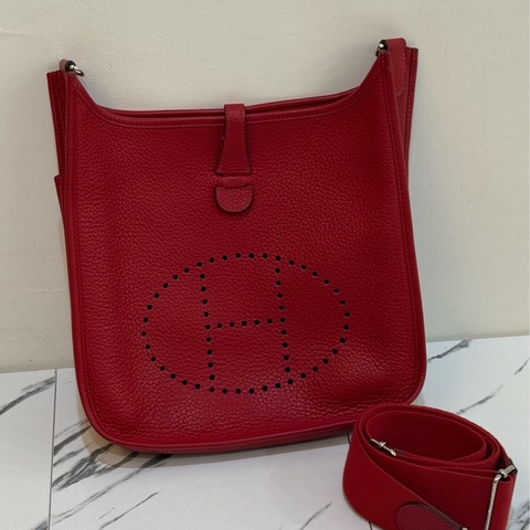 Hermes Evelyne 29 紅