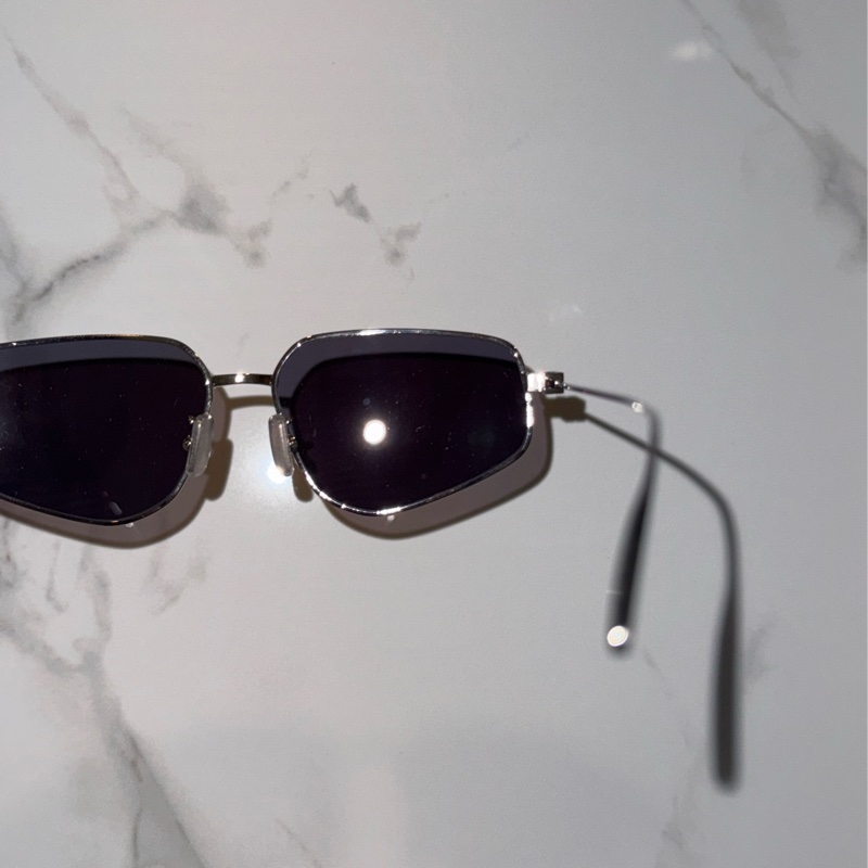 Givenchy墨鏡+Swarovski眼鏡盒-2