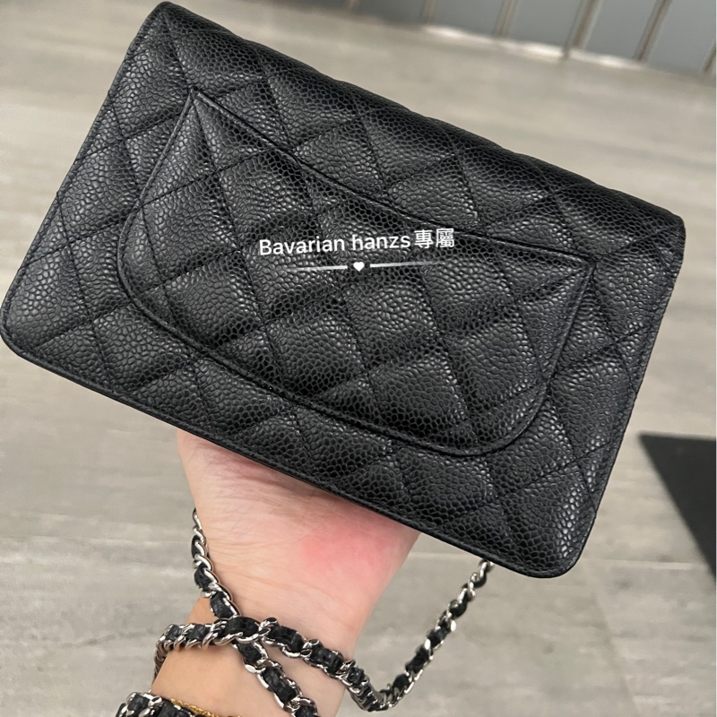 Chanel 黑色荔枝牛銀釦Woc-28