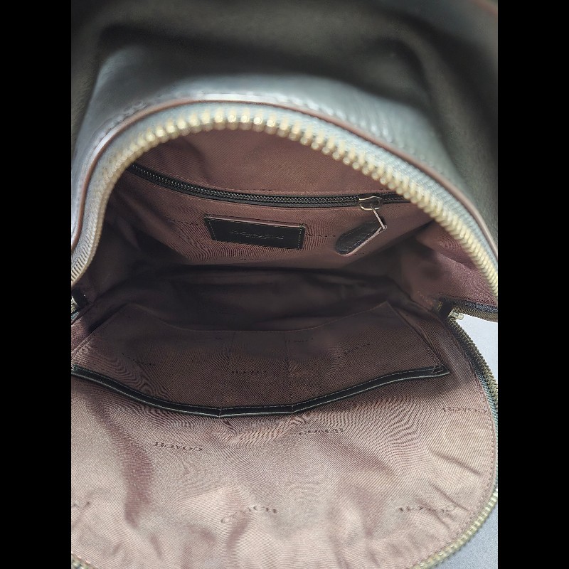 COACH Academy Backpack Signature Leather 黑色壓紋後背包 型號D1880-29493-3