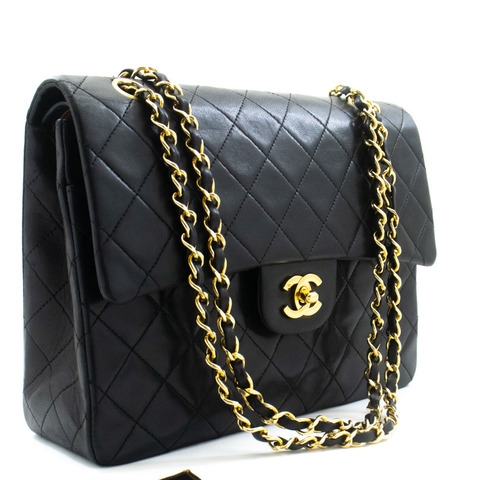香奈兒雙蓋方形鏈條肩背包，黑色羊皮