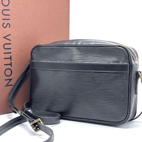 🌷Louis Vuitton EPI水波紋斜背包側背包｜經典花紋✦fufu style 精品✦ 氣質款｜