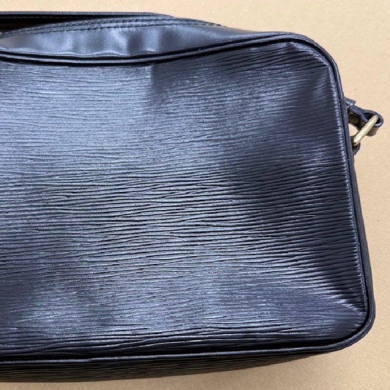 🌷Louis Vuitton EPI水波紋斜背包側背包|經典花紋✦fufu style 精品✦ 氣質款|-8