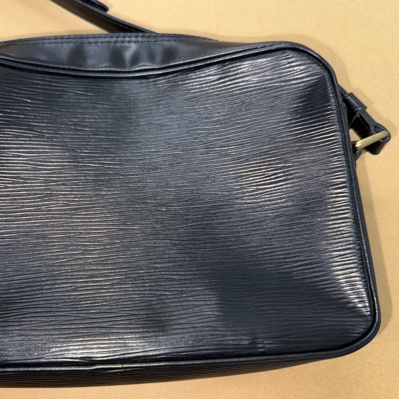 🌷Louis Vuitton EPI水波紋斜背包側背包|經典花紋✦fufu style 精品✦ 氣質款|-11