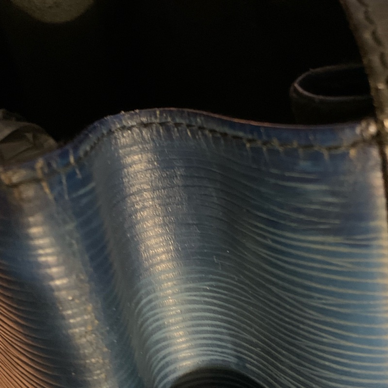 LOUIS VUITTON 水波紋epi八角形皮革肩背包 側背包 藍色水波紋配黑色皮革1992年老包-28