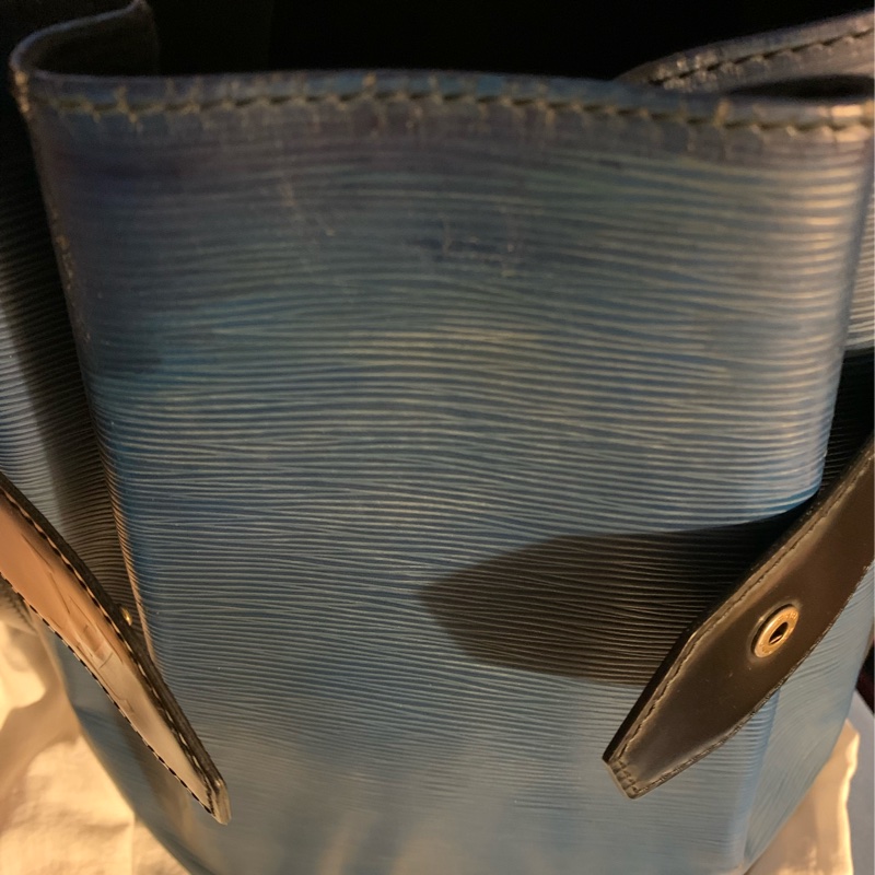 LOUIS VUITTON 水波紋epi八角形皮革肩背包 側背包 藍色水波紋配黑色皮革1992年老包-48