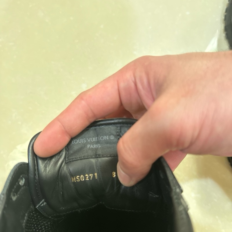 LOUIS VUITTON路易威登 RUN AWAY 黑色運動鞋-9