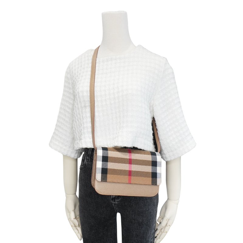 Burberry Madison 格紋帆布拚牛皮翻蓋斜背包(8084494-卡其)-5