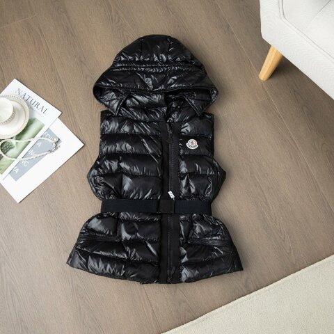 ❤️ MONCLER 實用羽絨背心