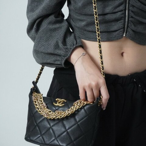 Chanel 展示品 小牛皮短金鍊粉鑽二用包(AS4615-黑)