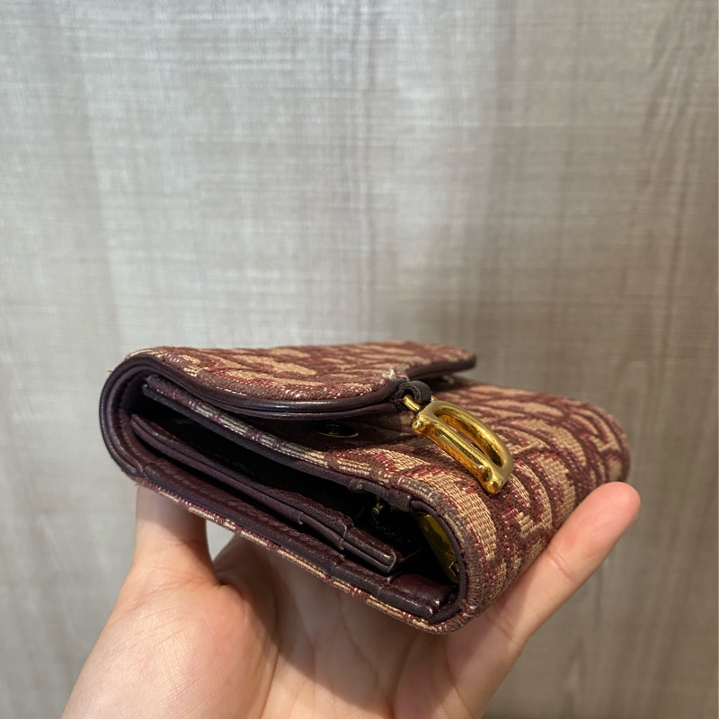 Dior 棗紅色緹花三折短夾-7