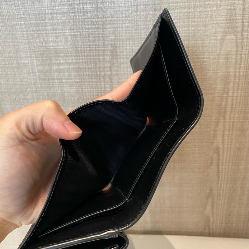 Prada 水波紋三折錢包-2